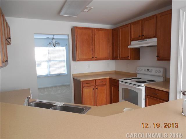 1930 Summit Ridge Lane Kannapolis, NC 28083 - Photo 4 of 16