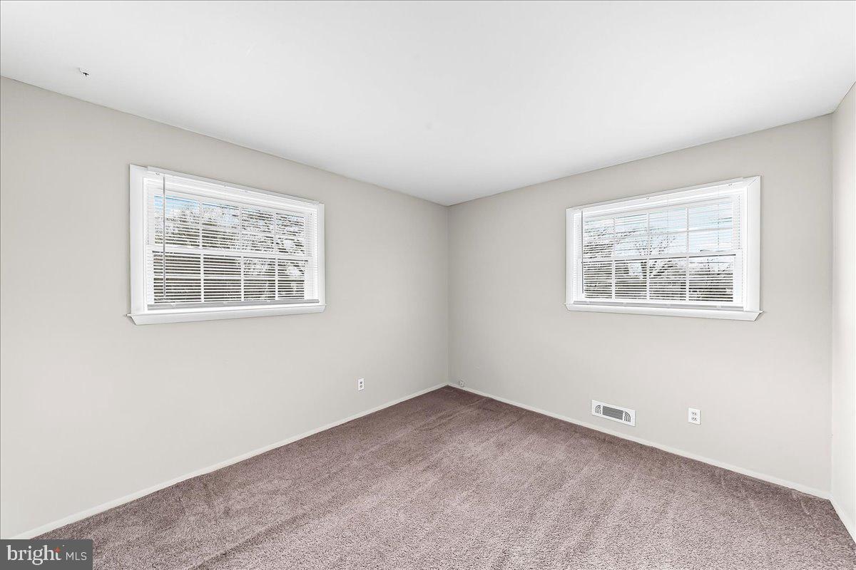 725 South Harmony Road Newark, DE 19713 - Photo 19 of 27