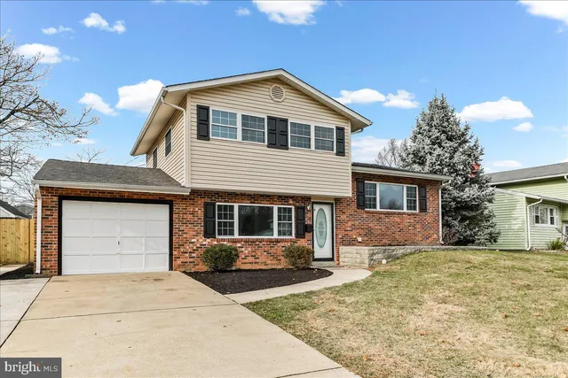 $360,000 | 725 South Harmony Road, Newark, DE 19713