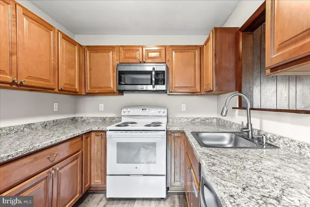 $360,000 | 725 South Harmony Road, Newark, DE 19713