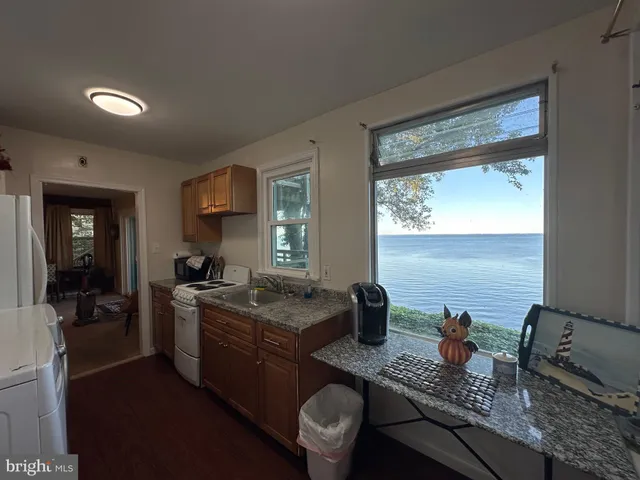 $2,300 | 7327 B Street, Unit A, Chesapeake Beach, MD 20732