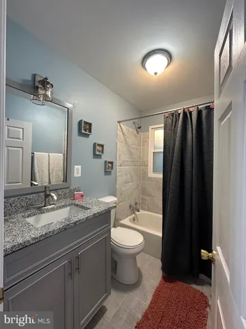 $2,300 | 7327 B Street, Unit A, Chesapeake Beach, MD 20732