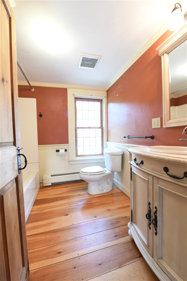 60 Highland Road South Hampton, NH 03827 - Photo 15 of 31