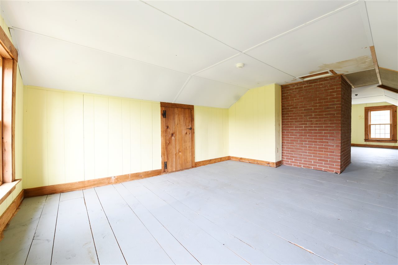 60 Highland Road South Hampton, NH 03827 - Photo 16 of 31