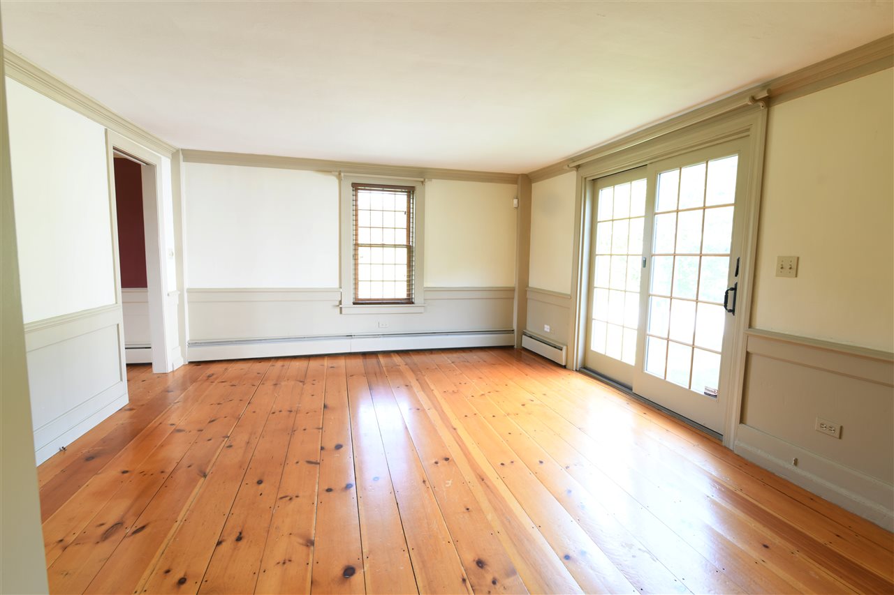 60 Highland Road South Hampton, NH 03827 - Photo 6 of 31