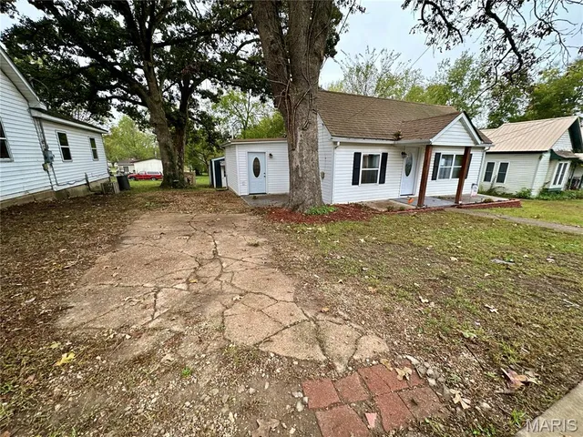 $124,900 | 7 North Warfel Street, Salem, MO 65560