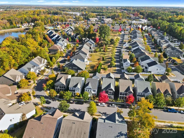 $645,000 | 950 Emory Lane, Fort Mill, SC 29708