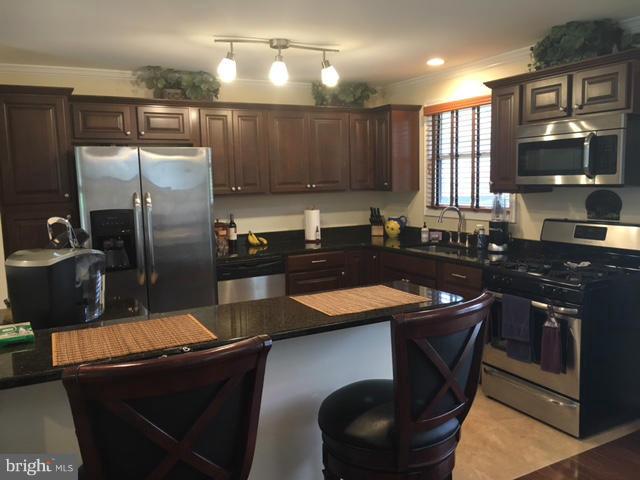 303 Hampton Road Linthicum Heights, MD 21090 - Photo 11 of 30 Kitchen
