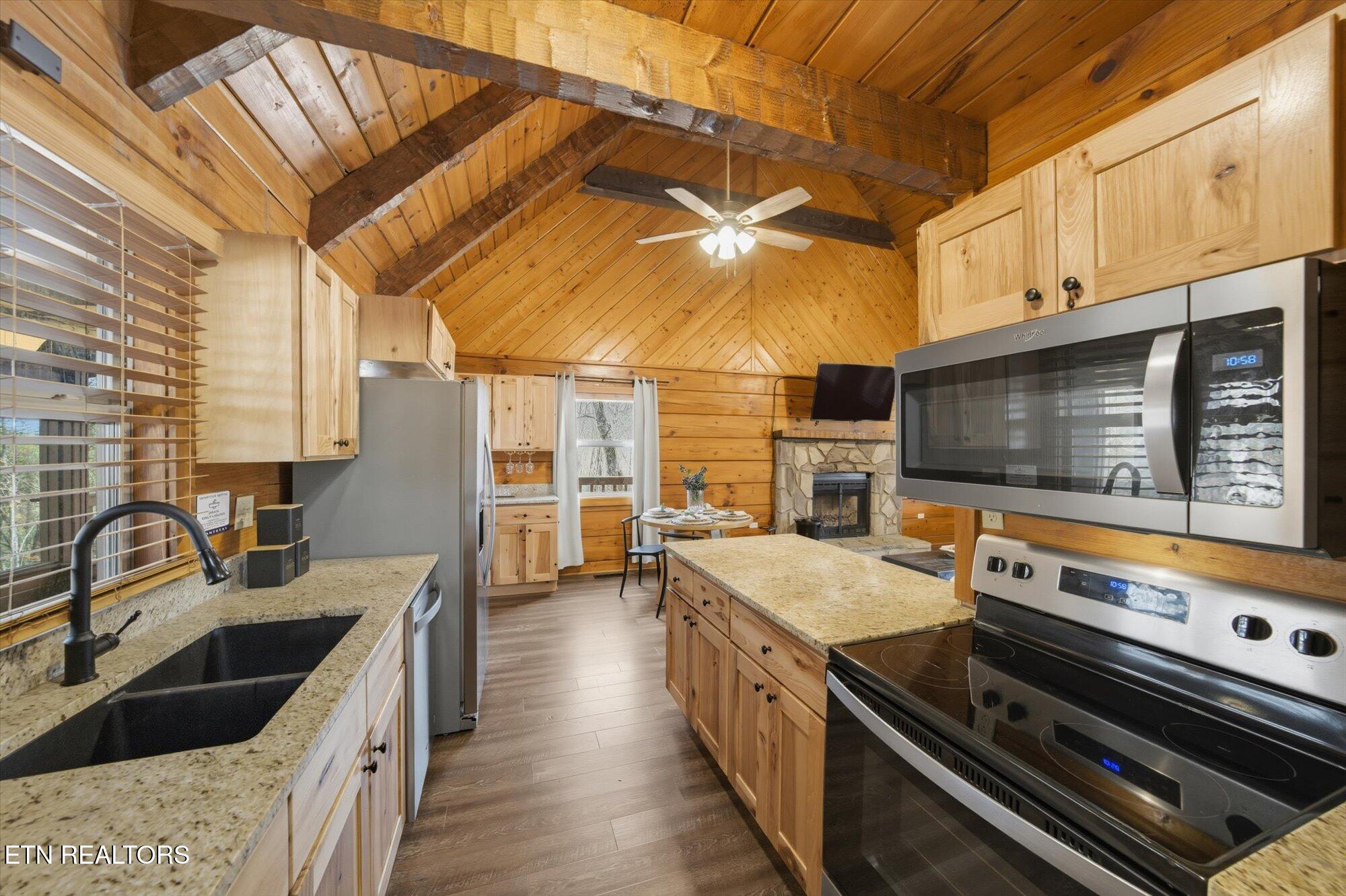 4372 Boogertown Road, Unit 1 Sevierville, TN 37876 - Photo 11 of 23 24-4372-Boogertown-Rd-Pigeon-Forge-TN-24
