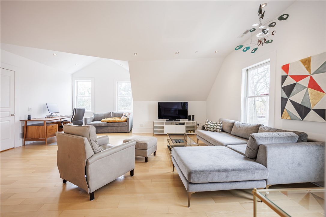 17 Sibley Place, Unit 3 Rochester, NY 14607 - Photo 26 of 41