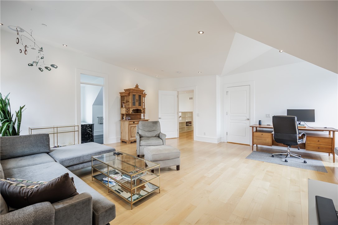 17 Sibley Place, Unit 3 Rochester, NY 14607 - Photo 28 of 41