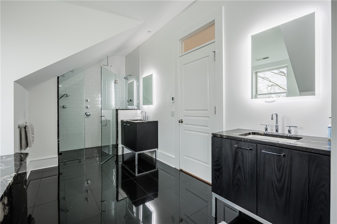 17 Sibley Place, Unit 3 Rochester, NY 14607 - Photo 29 of 41