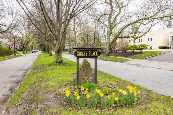 $895,000 | 17 Sibley Place, Unit 3, Rochester, NY 14607