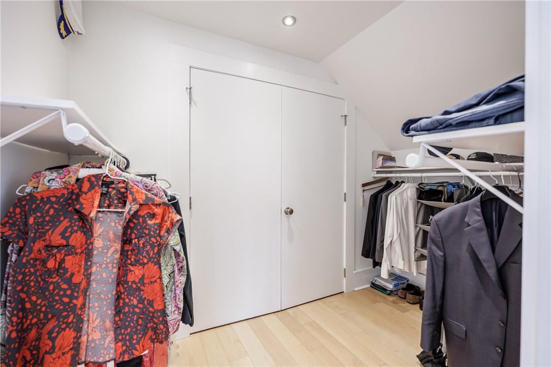 17 Sibley Place, Unit 3 Rochester, NY 14607 - Photo 32 of 41