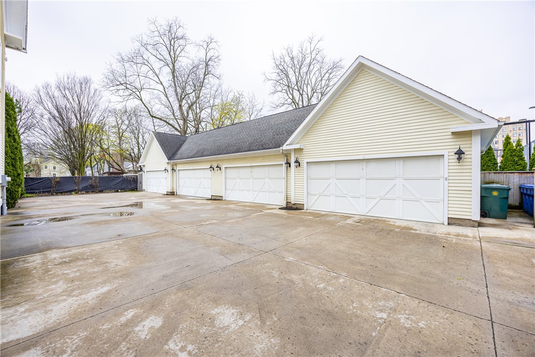 17 Sibley Place, Unit 3 Rochester, NY 14607 - Photo 39 of 41