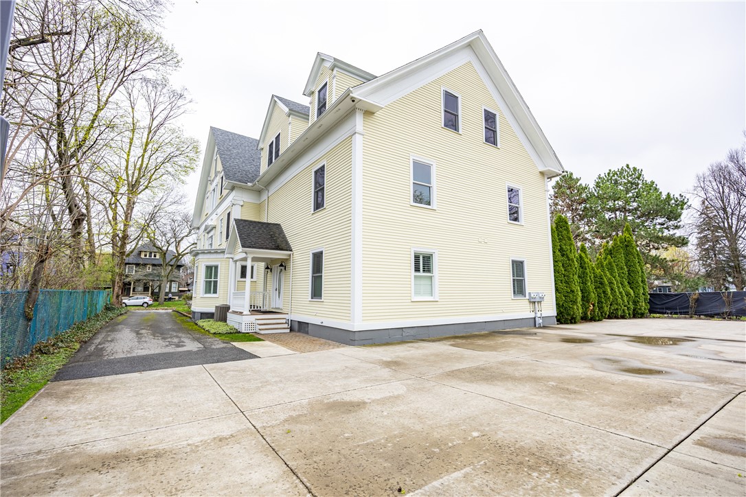 17 Sibley Place, Unit 3 Rochester, NY 14607 - Photo 40 of 41