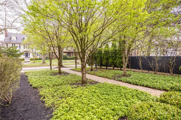 $895,000 | 17 Sibley Place, Unit 3, Rochester, NY 14607