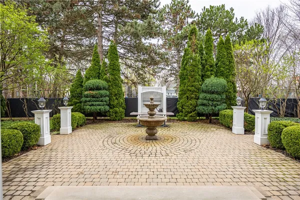 $895,000 | 17 Sibley Place, Unit 3, Rochester, NY 14607