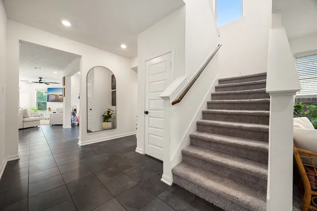 a view of entryway and hall