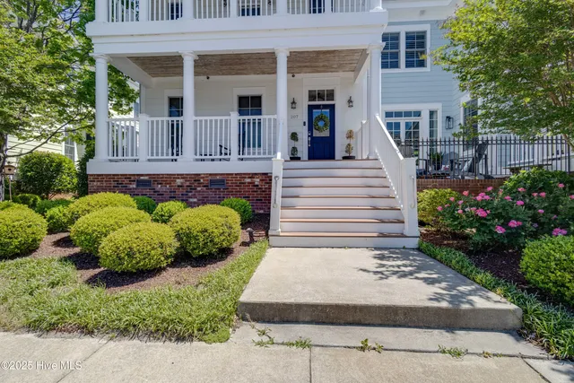 $600,000 | 207 South Academy Street, Washington, NC 27889