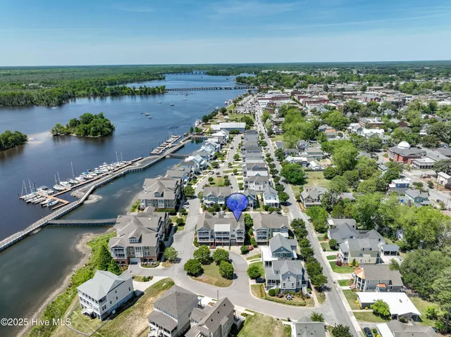 $600,000 | 207 South Academy Street, Washington, NC 27889