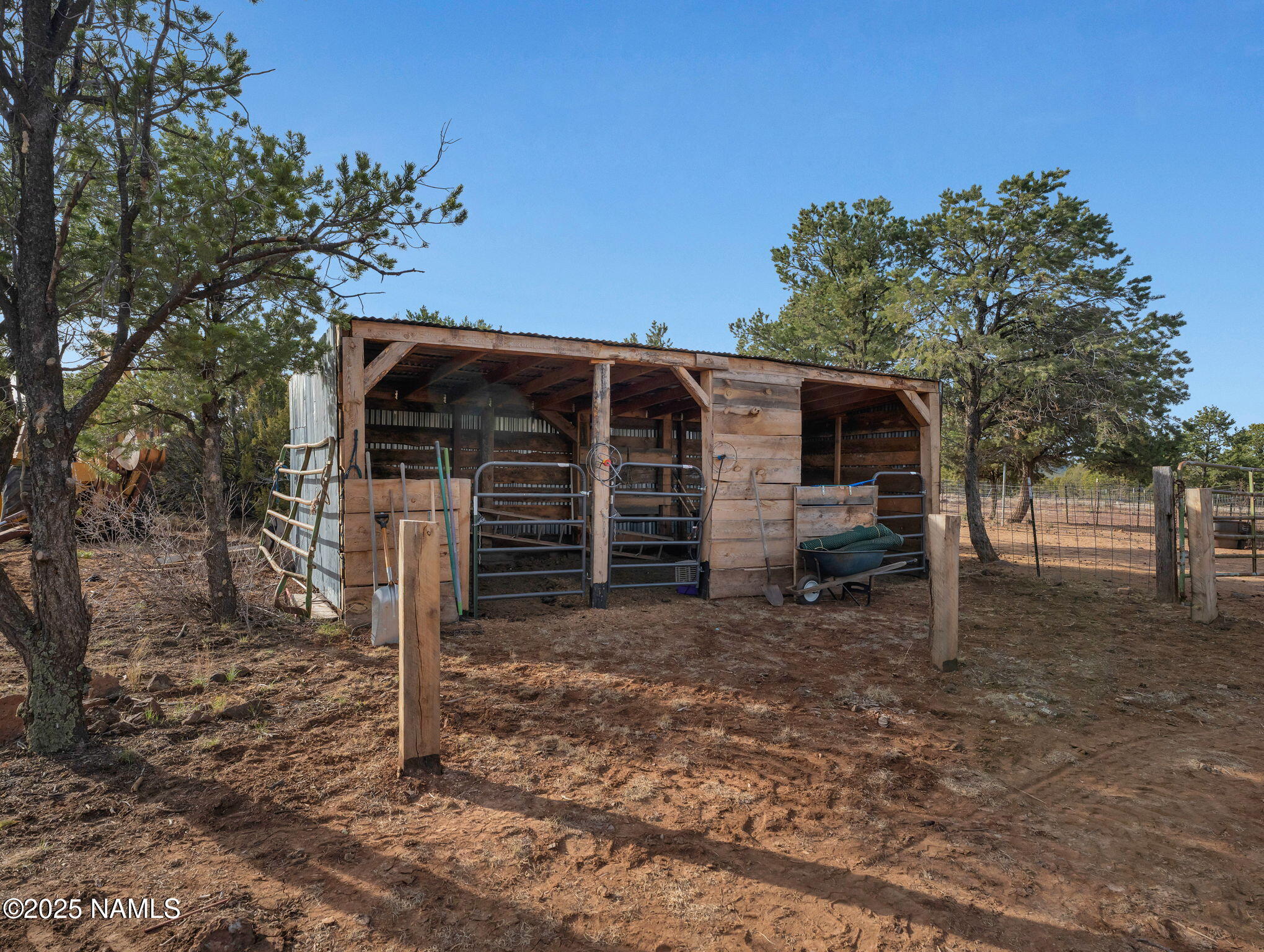2705 West Honeysuckle Road Williams, AZ 86046 - Photo 19 of 37 Pins