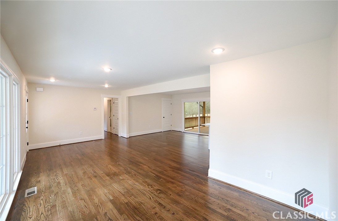 2090 Whit Davis Road Athens, GA 30605 - Photo 10 of 44 Gallery Image 10
