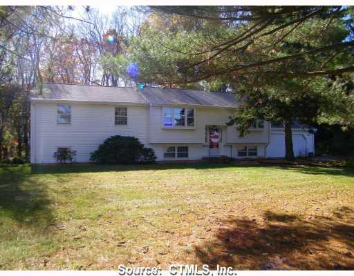 125 Hoskins Road Simsbury, CT 06070 - Photo 1 of 1 a house view with a swimming pool