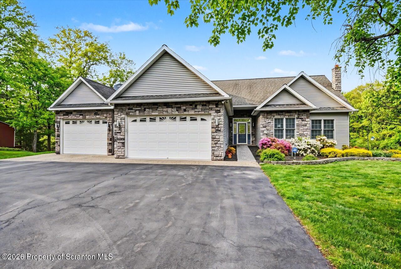 33 Parry Rd 07 Large