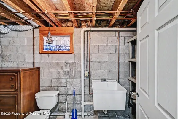 $675,000 | 33 Parry Road, Moscow, PA 18444