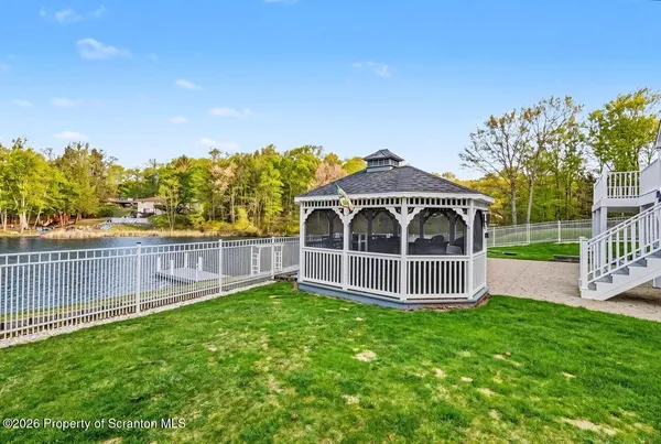 $675,000 | 33 Parry Road, Moscow, PA 18444