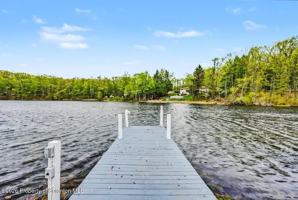 $675,000 | 33 Parry Road, Moscow, PA 18444