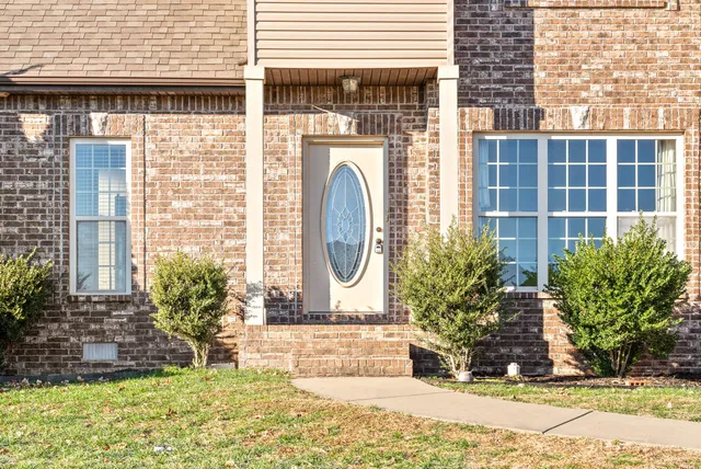 $2,100 | 3332 Wiser Drive, Clarksville, TN 37042