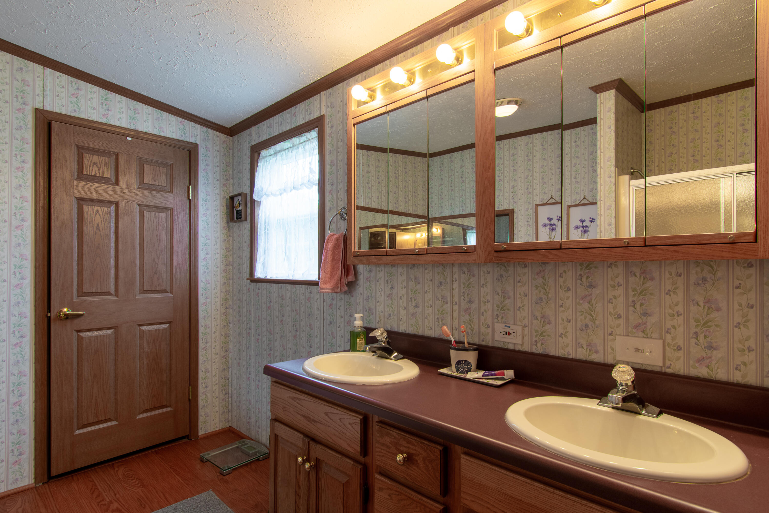 18 Chapel Road Waldoboro, ME 04572 - Photo 24 of 42 18 Chapel Rd-13