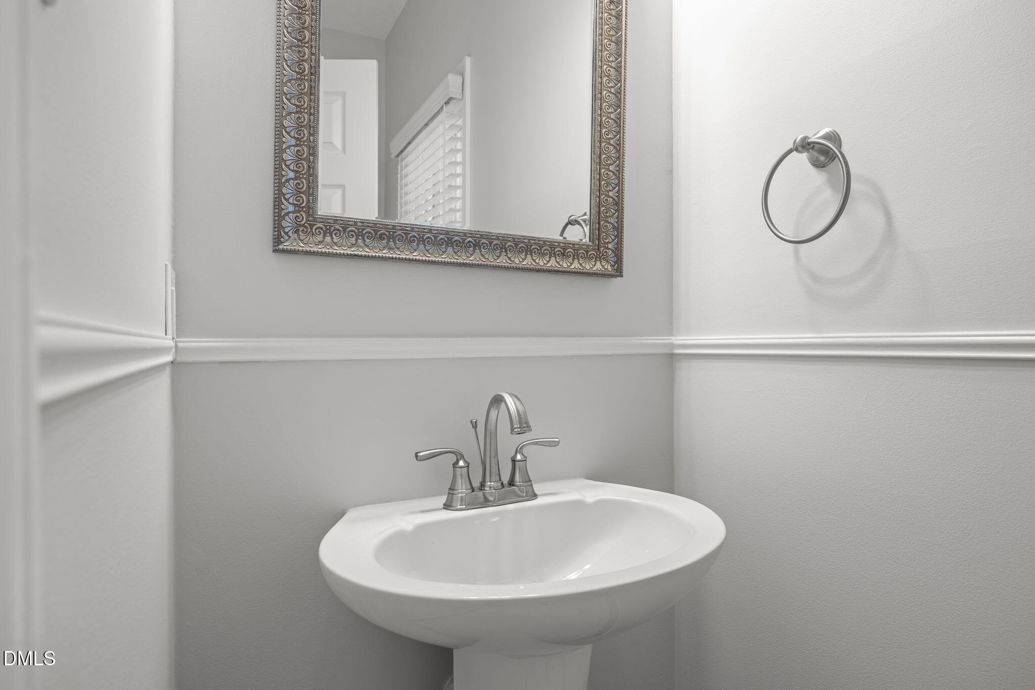 11829 North Exeter Way Raleigh, NC 27613 - Photo 19 of 41 24-web-or-mls-IMG_4345