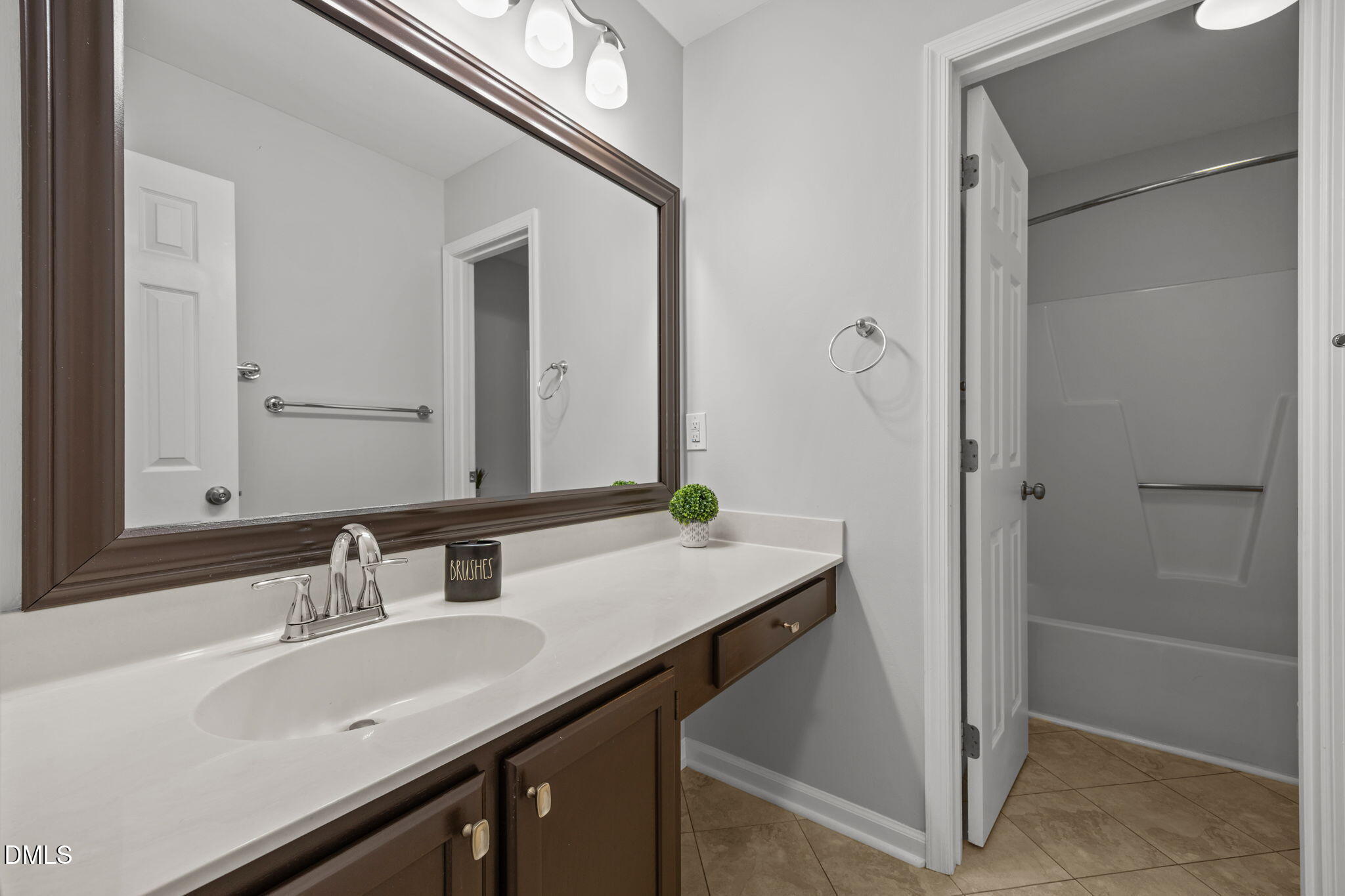 11829 North Exeter Way Raleigh, NC 27613 - Photo 29 of 41 29-web-or-mls-IMG_4360