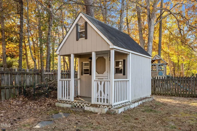 $445,000 | 11829 North Exeter Way, Raleigh, NC 27613