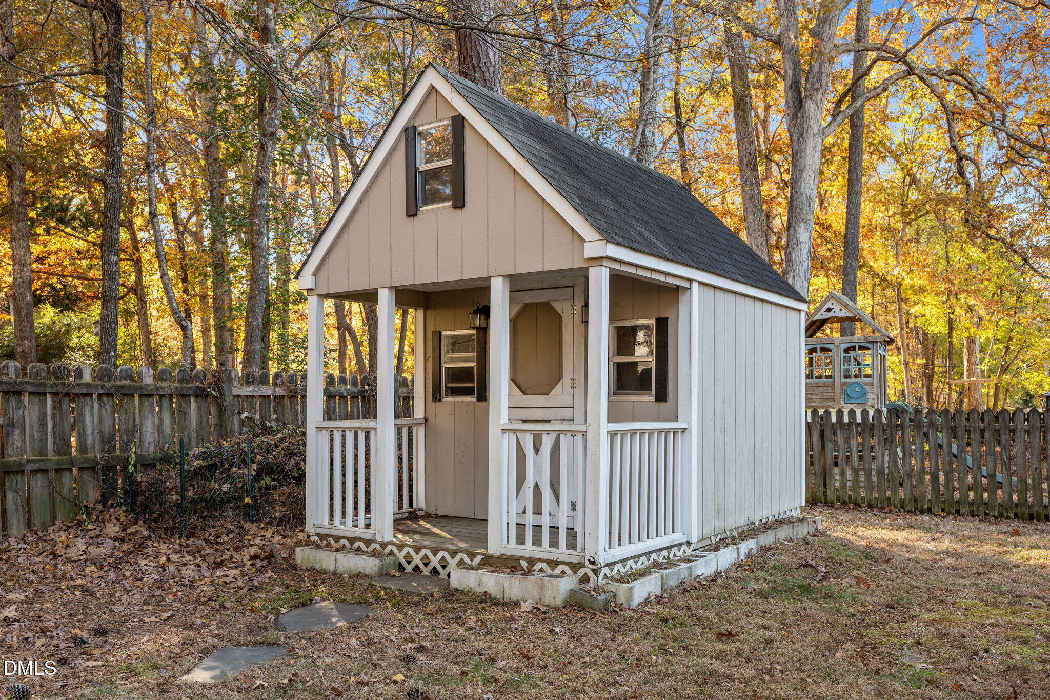 11829 North Exeter Way Raleigh, NC 27613 - Photo 36 of 41 45-web-or-mls-IMG_4402