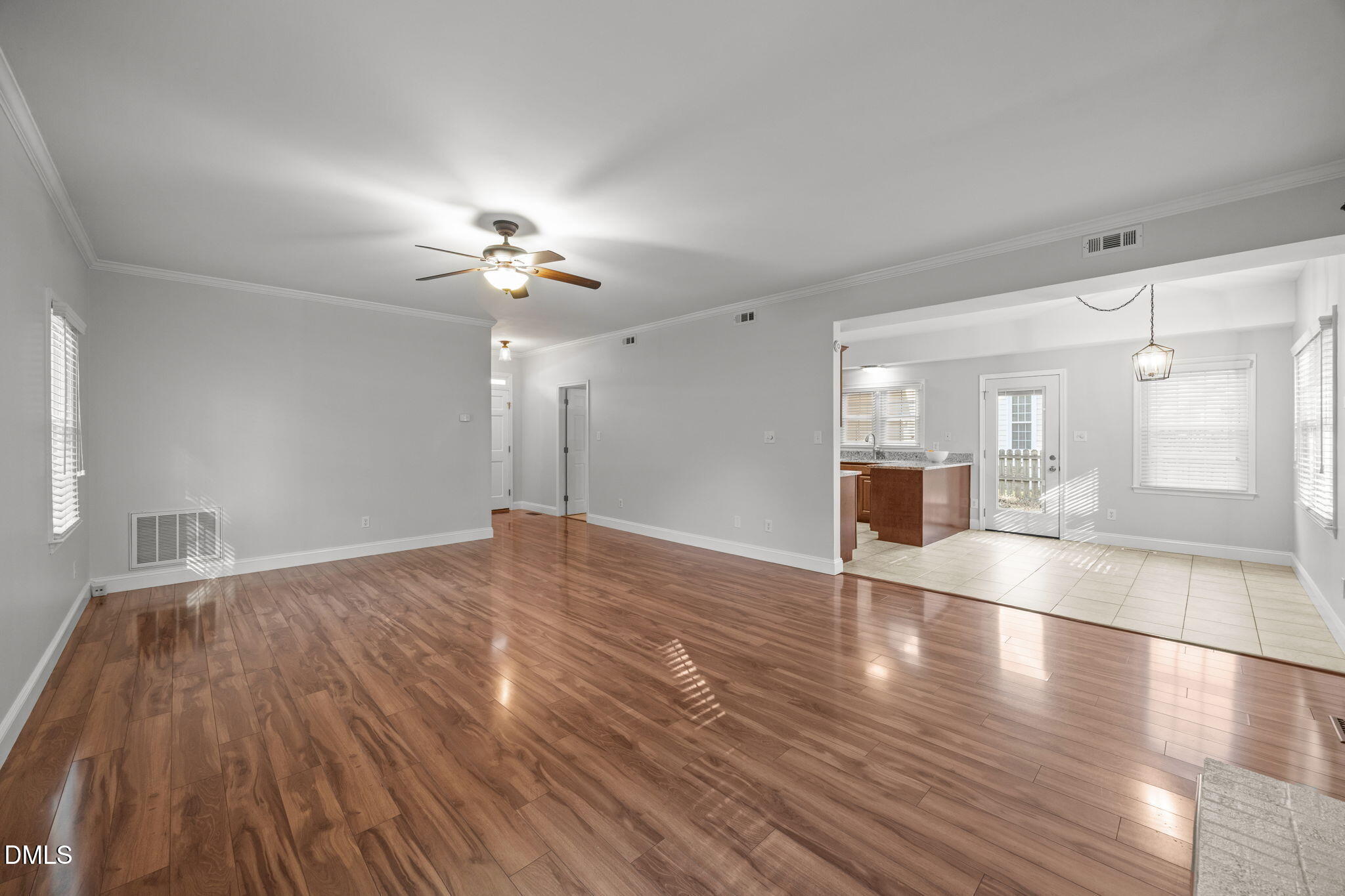 11829 North Exeter Way Raleigh, NC 27613 - Photo 9 of 41 14-web-or-mls-IMG_4315