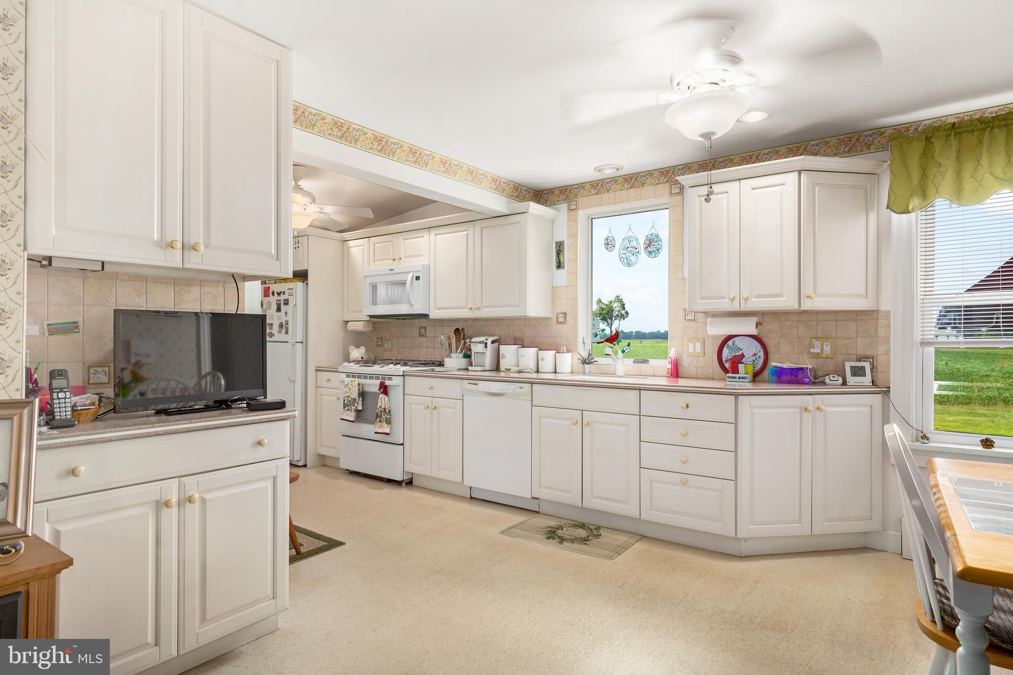 611 Birmingham Road Southampton, NJ 08088 - Photo 9 of 36