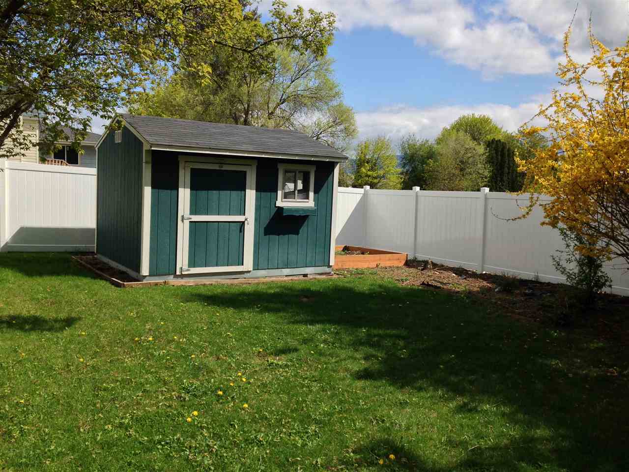 304 North Bannen Road Spokane Valley, WA 99216 - Photo 14 of 15