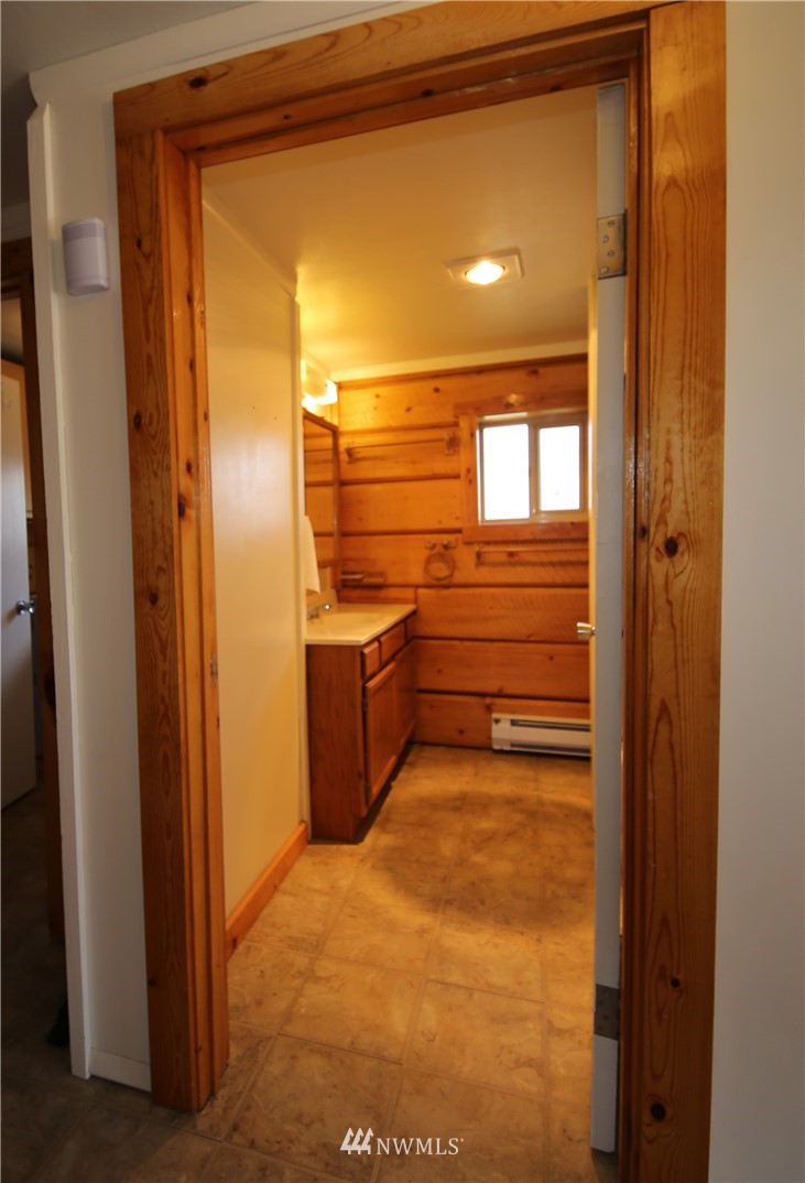 403 Perry Street Winthrop, WA 98862 - Photo 18 of 33 Gallery Image 18