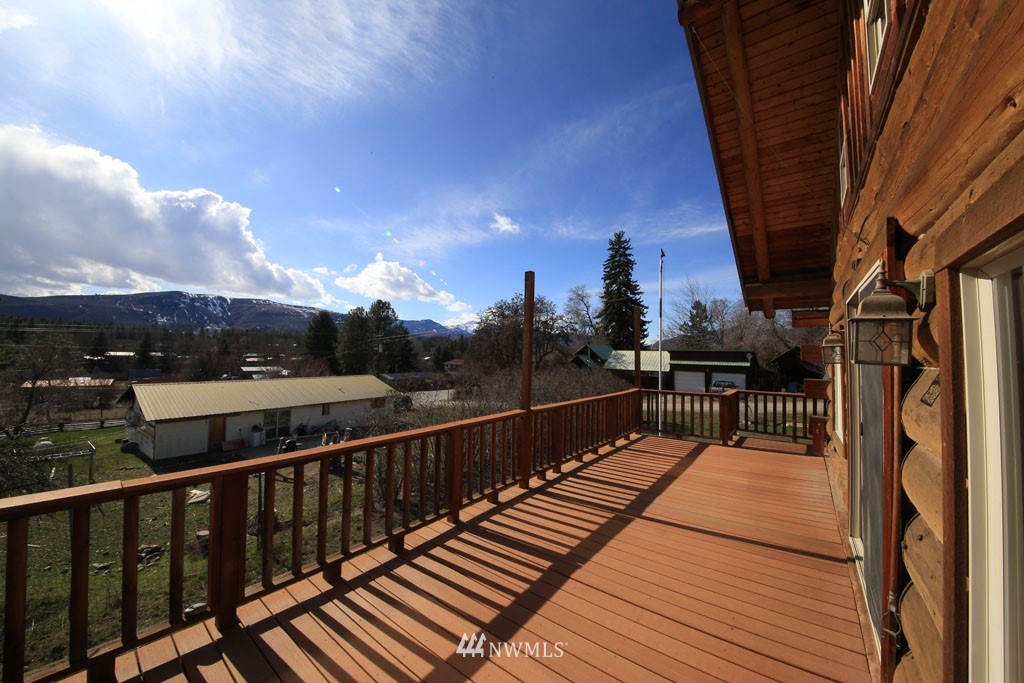 403 Perry Street Winthrop, WA 98862 - Photo 10 of 33 Gallery Image 10