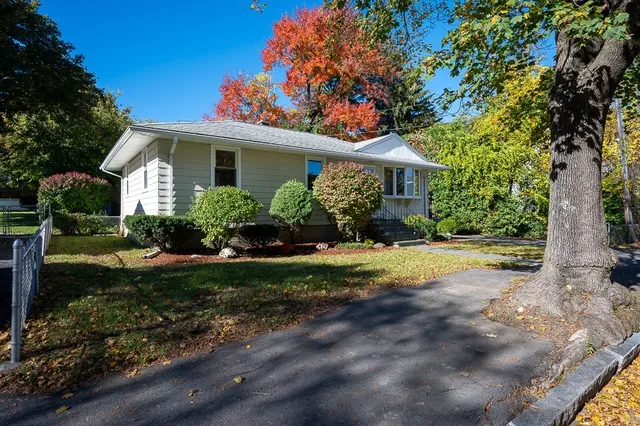 $392,500 | 4 Harold Street, Worcester, MA 01604