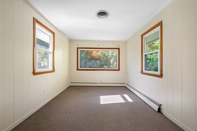 $392,500 | 4 Harold Street, Worcester, MA 01604