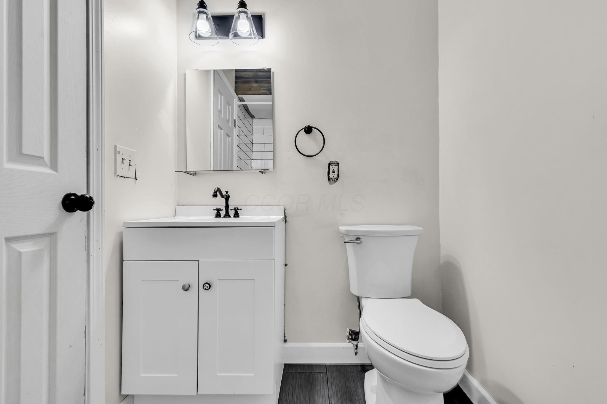 7974 Big Walnut Road Westerville, OH 43082 - Photo 20 of 34 Full Bathroom Two