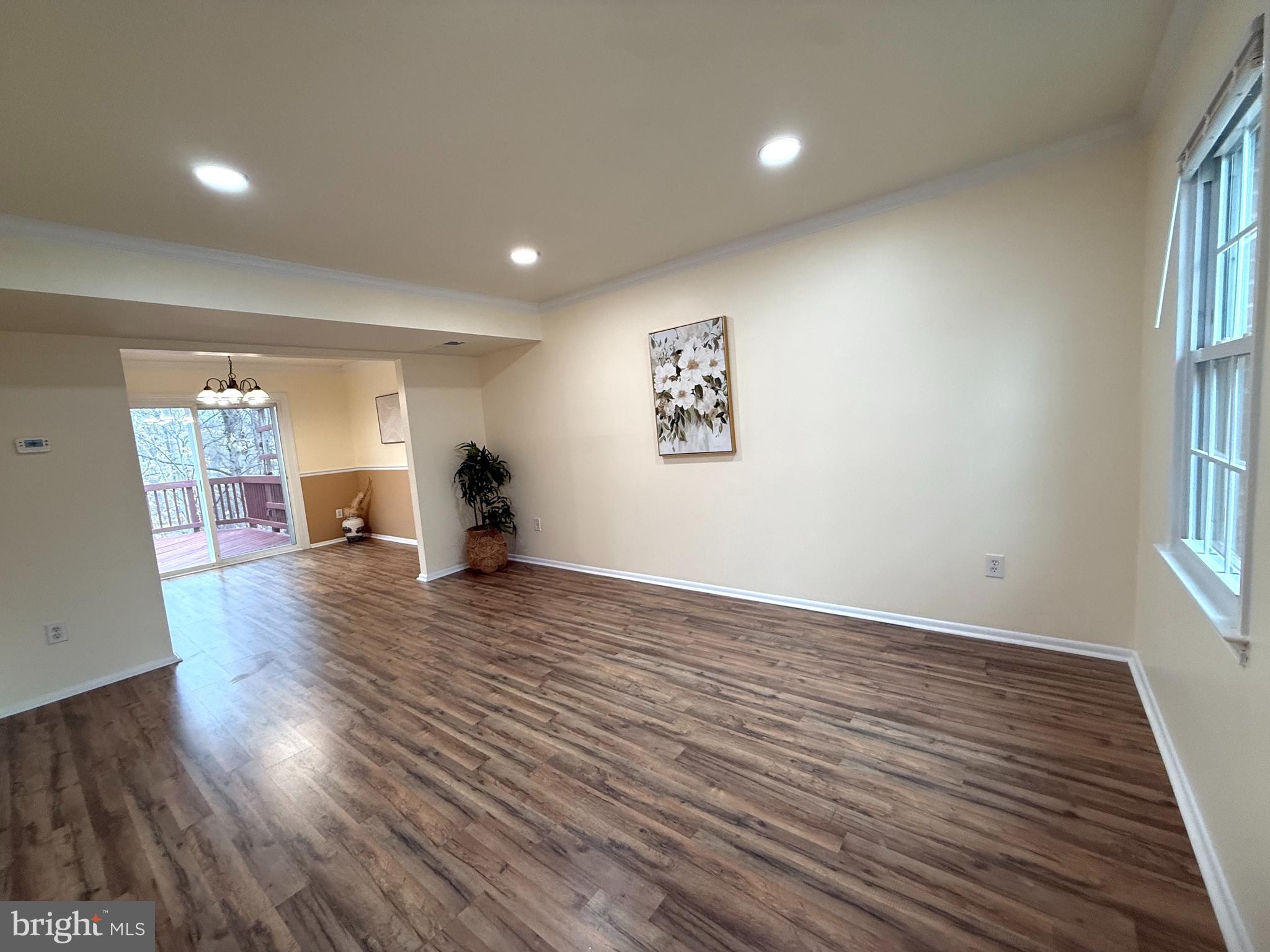 5278 Lonsdale Drive Springfield, VA 22151 - Photo 3 of 32