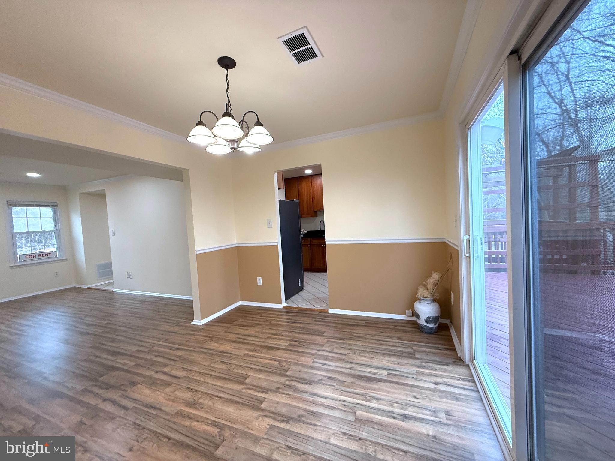 5278 Lonsdale Drive Springfield, VA 22151 - Photo 7 of 32