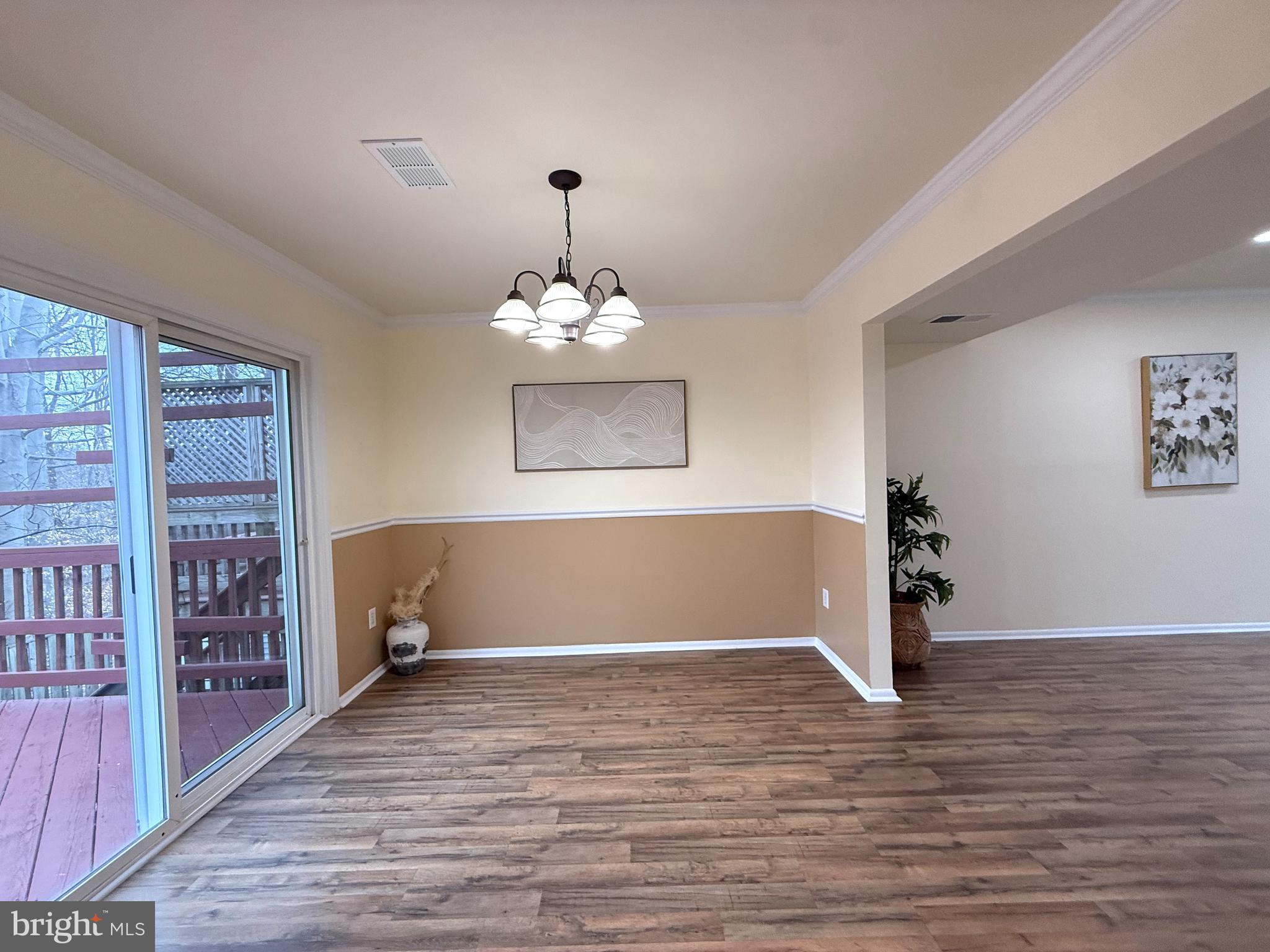 5278 Lonsdale Drive Springfield, VA 22151 - Photo 8 of 32