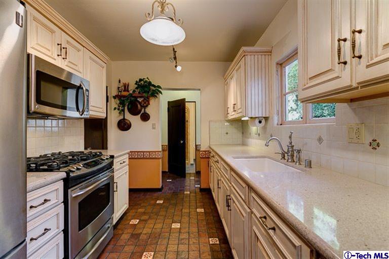 1363 New York Drive Altadena, CA 91001 - Photo 15 of 47 Additional Photo